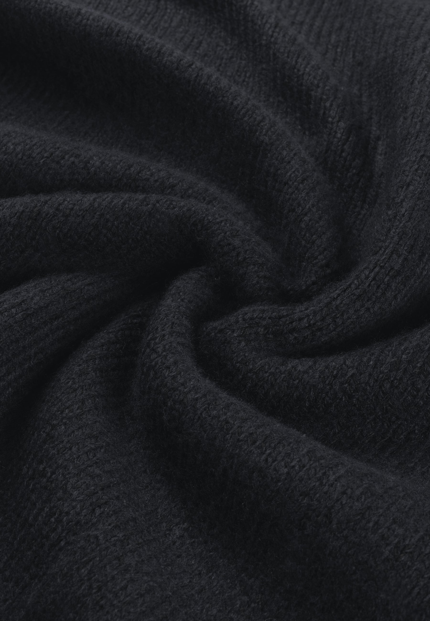 Hugin Vest in Navy by Dstrezzed