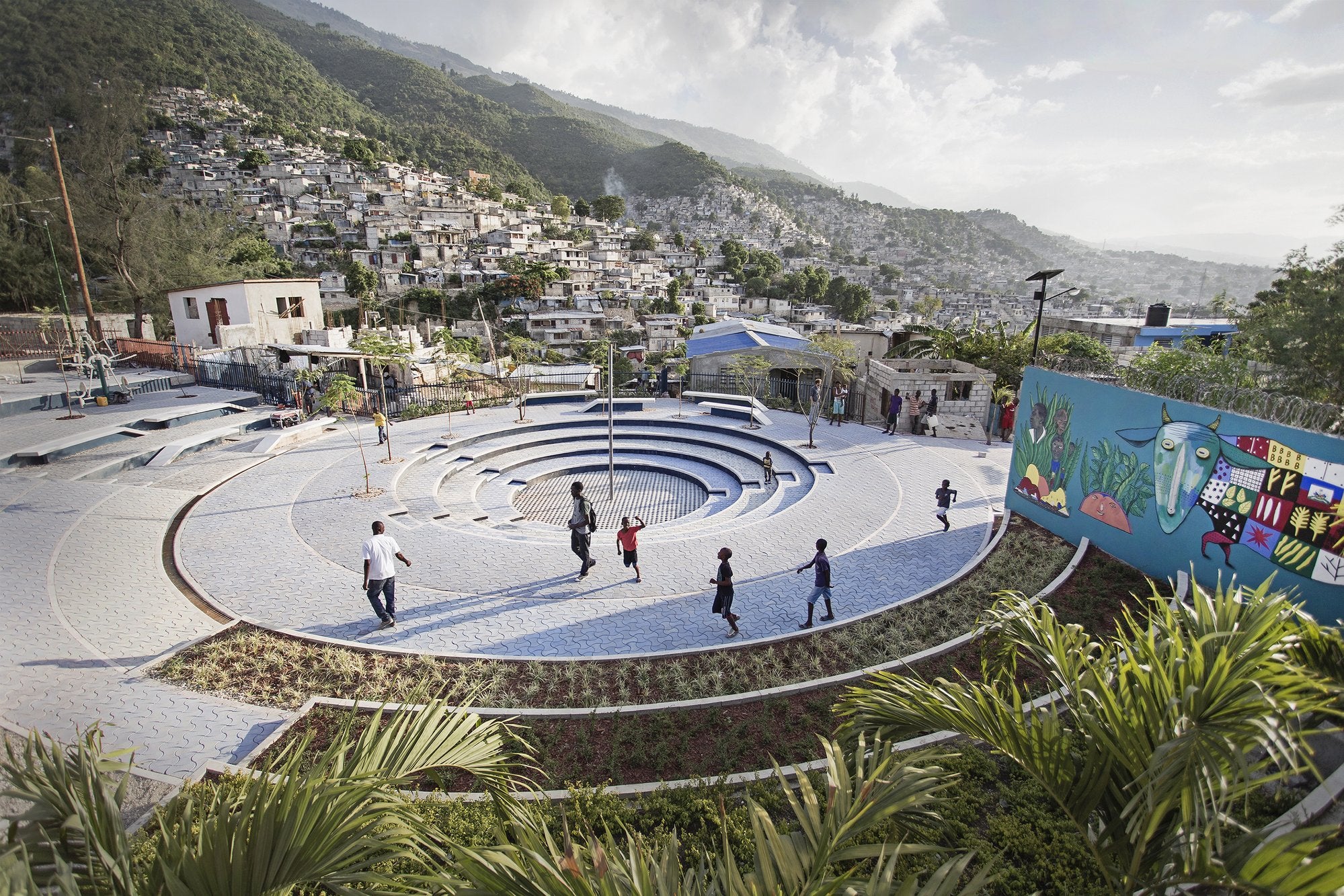 THE IDEAL CITY  - EXPLORING URBAN FUTURES